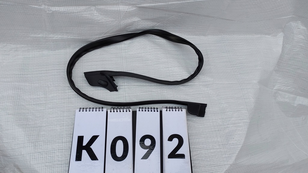 фото №3, Land rover discovery sport прокладка верхній двері правий перед