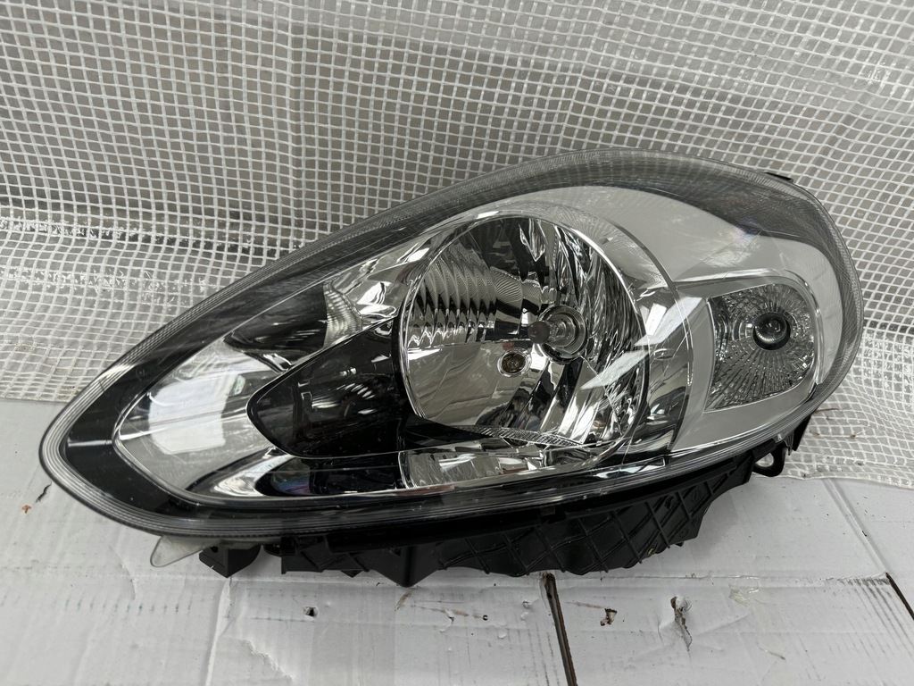 фото №1, Fiat grande punto evo левая лампа передняя