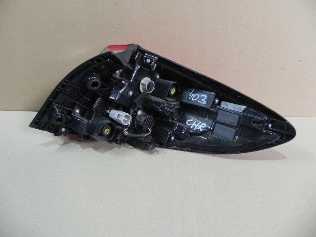 фото №2, 403 toyota c-hr 17r лампа задня ліва w крила