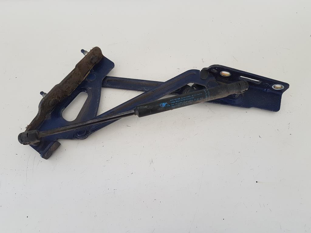 фото №1, Петля кришки багажника правий peugeot 407 sedan