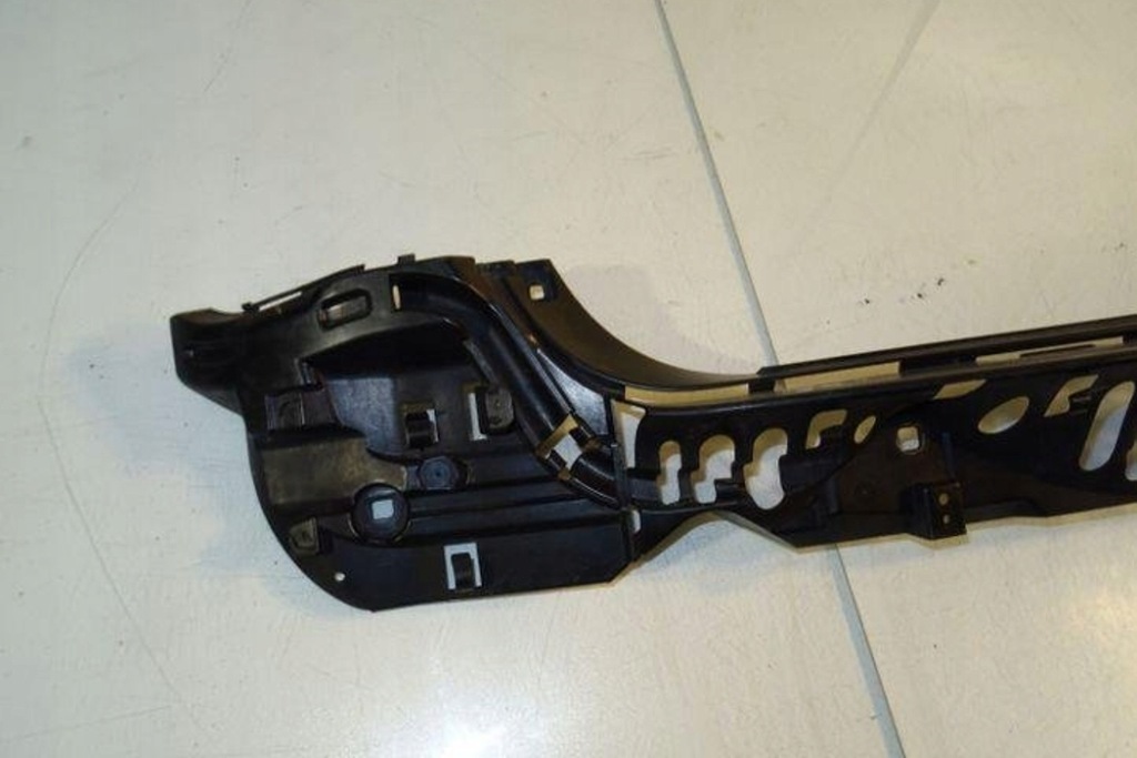 фото №10, Правий напрямна заднього бампера bmw 7 f01, f02 7183883 3.0l дизель 180kw