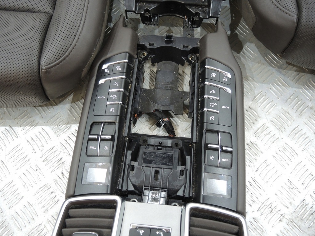 фото №9, Сиденья комплект кожа porsche panamera espresso tv