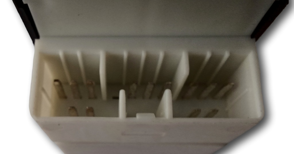 фото №10, Suzuki sx4 grand vitara- перемикач вікон водія