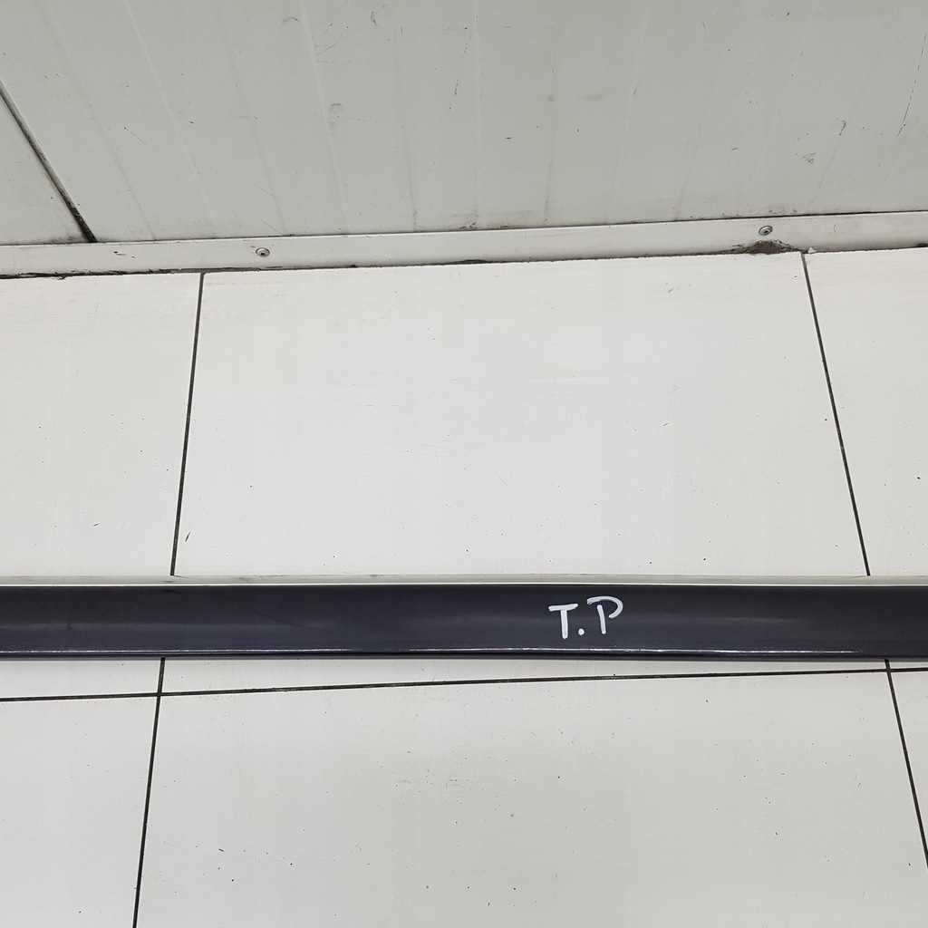 фото №1, Молдинг двері права задня audi a8 d2 4d0853962