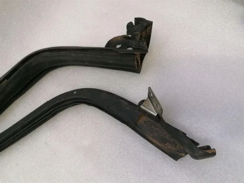 Ferrari 458 f142 spider ущільнювач 82201100 external + internal rear екран Оригінал