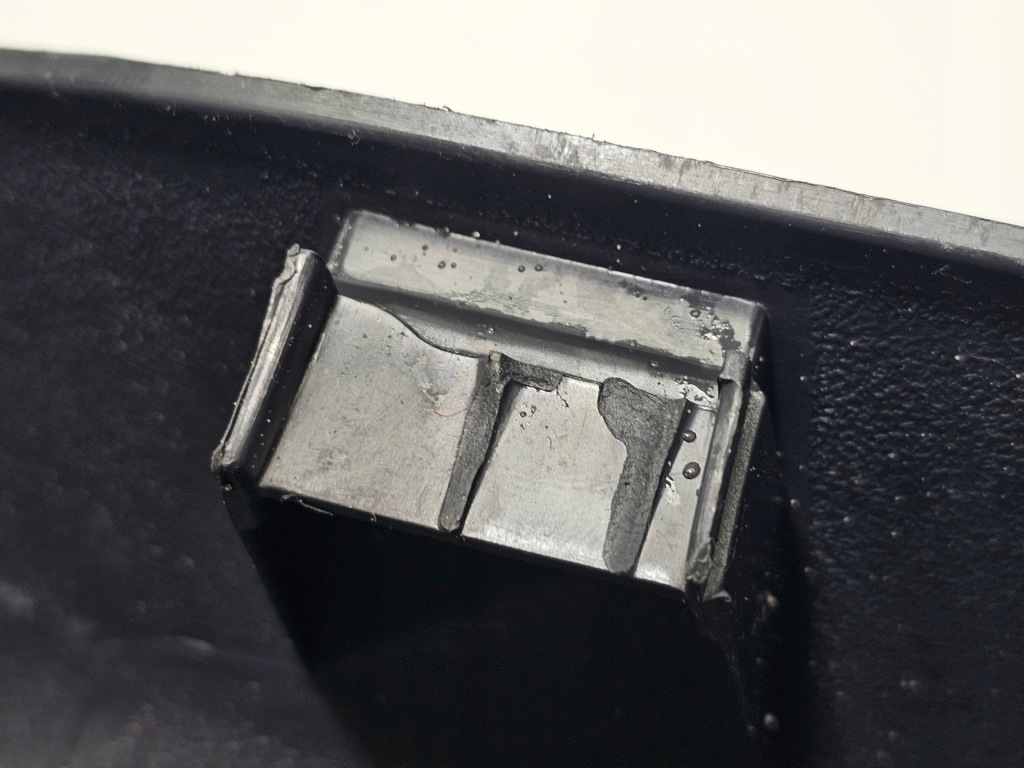 фото №11, Защита кронштейн полка багажника правый задняя peugeot 3008 i 09-16 #4127