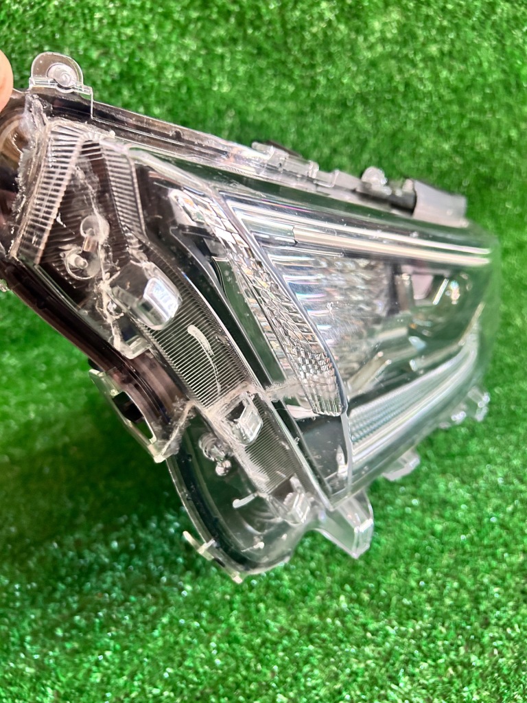 фото №2, Фара левый toyota rav4 v full led