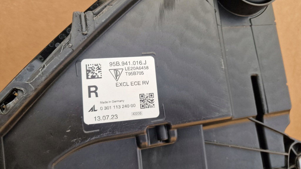 Porsche macan рестайлінг  full led фара правий перед 95b941016j 2019- європа Ціна