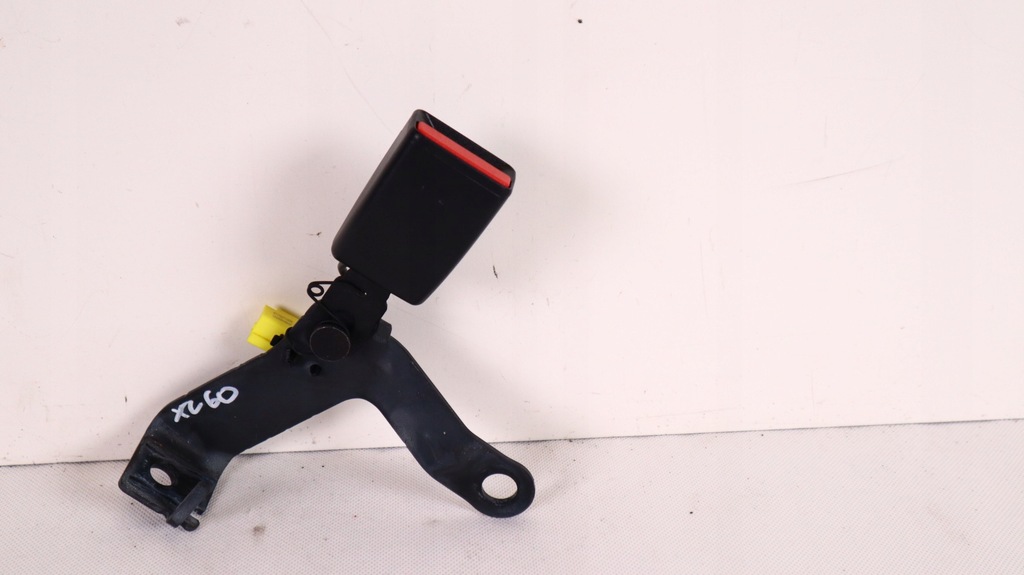 фото №1, Volvo xc60 ii клипса ремней правый задняя 32205740