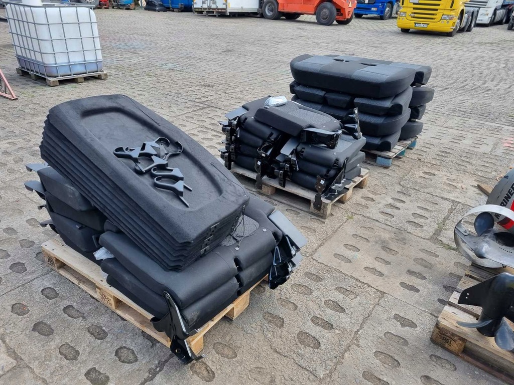 фото №11, Заднє сидіння задня універсальна