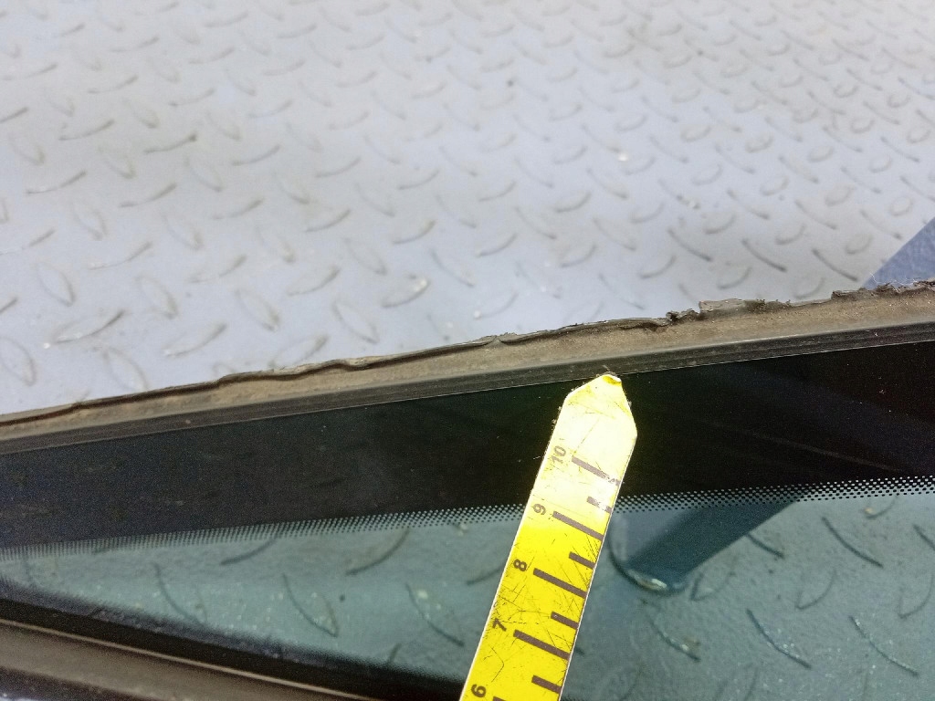 Opel astra h gtc скло кузовна задні права Зі Шроту