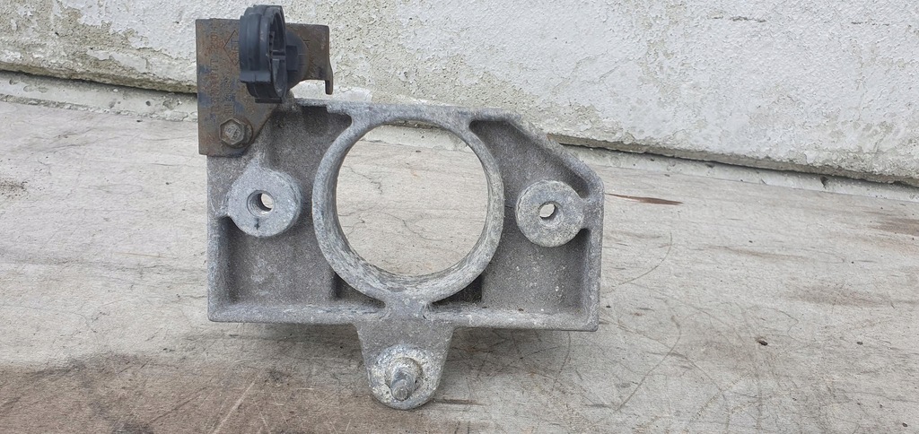 фото №1, Кронштейн подушка кронштейн двигуна renault trafic ii 8200219372a