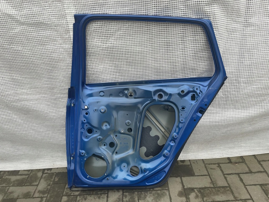 фото №4, Skoda scala 657 дверь задние правое