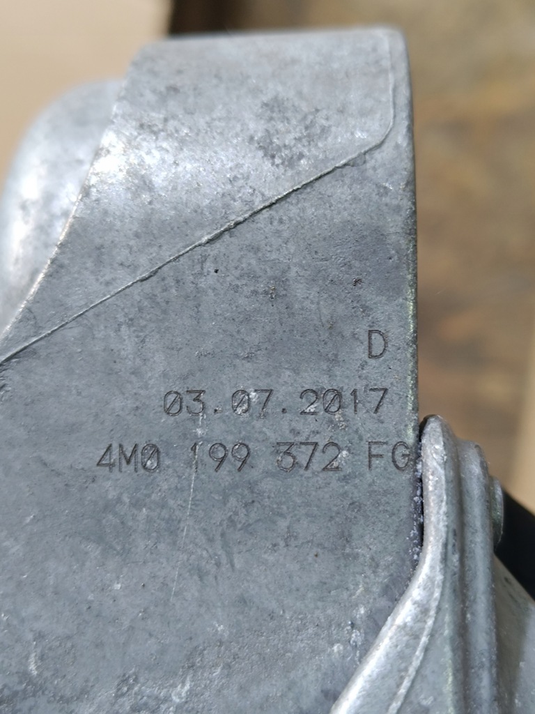 фото №8, Подушка двигателя audi a5 s5 q5 8w 4m0199372fg
