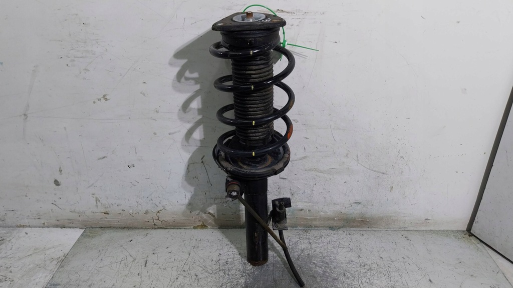 фото №1, Амортизатор лівий перед 31200270 volvo c30 s40 ii v50