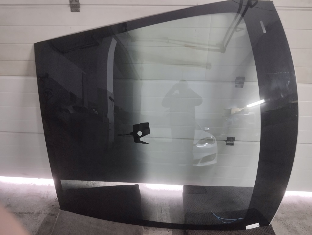 Купить Tesla x стекло лобовое 1106012-00-b nowa