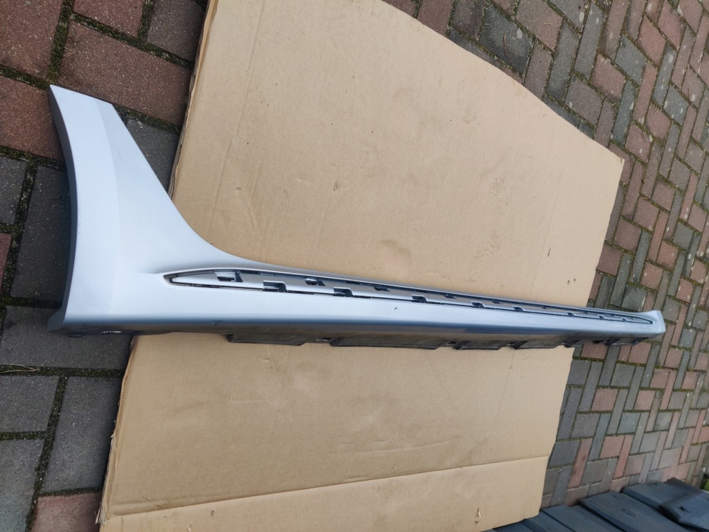 фото №1, Порог молдинг правая audi rs5 8w sportback 20-