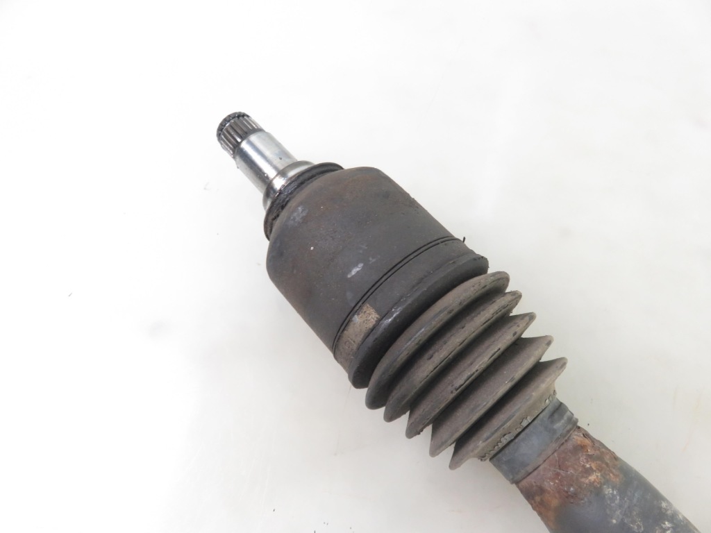 Приводной вал левая mercedes w169 2.0 cdi Цена