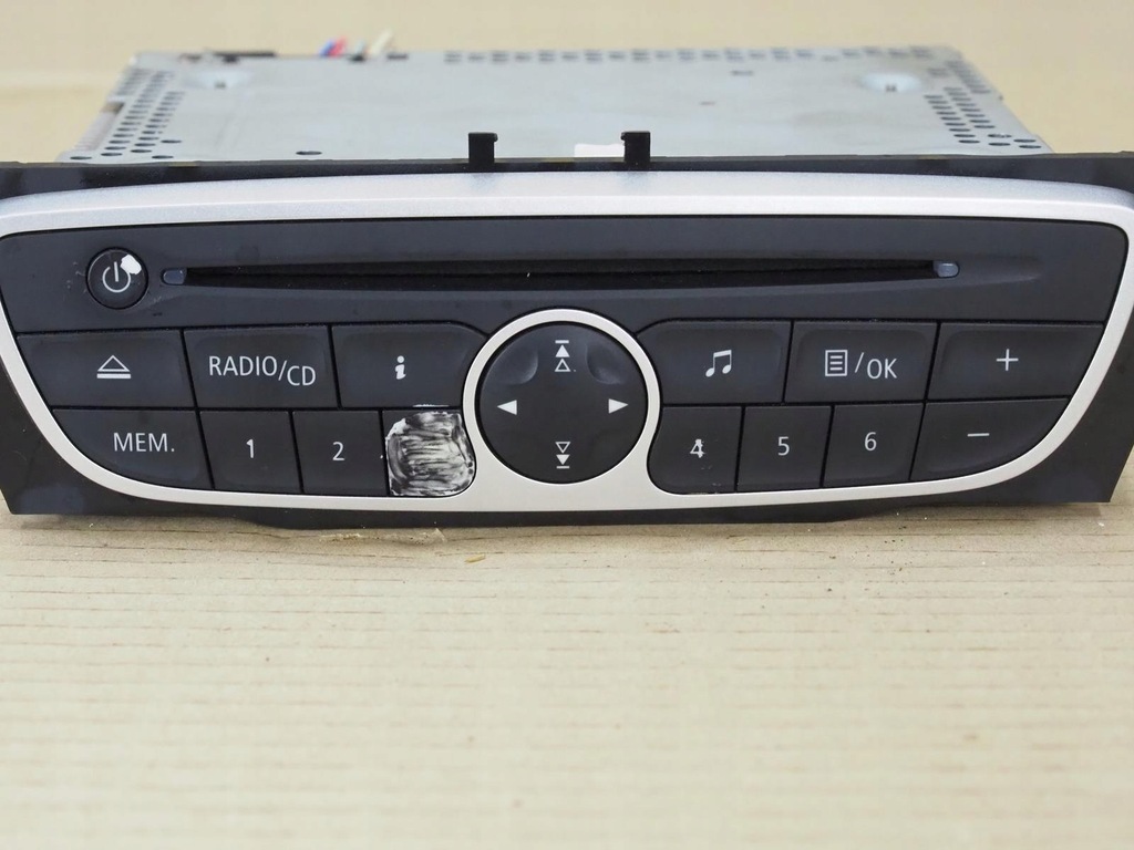 фото №4, Радио renault twingo ii lift renault megane 3 ii europa 281150031r