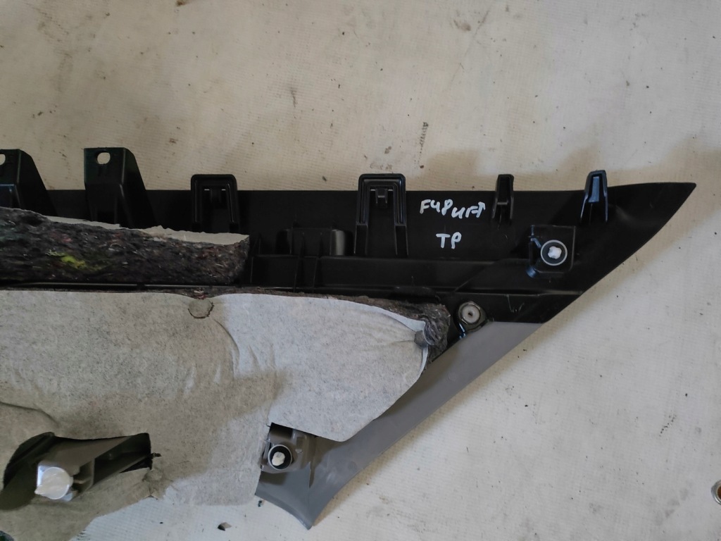 Bmw x1 f48 рестайлінг  оббивка стійка правий задній Київ