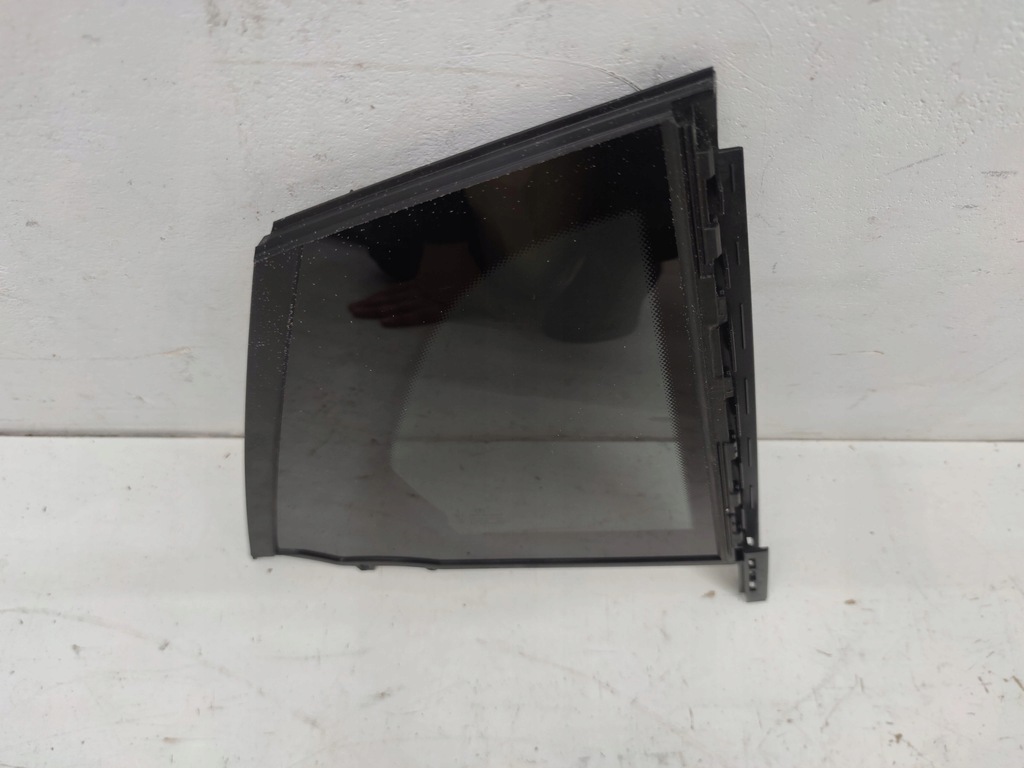 фото №2, Стекло дверь правый задняя glc c253