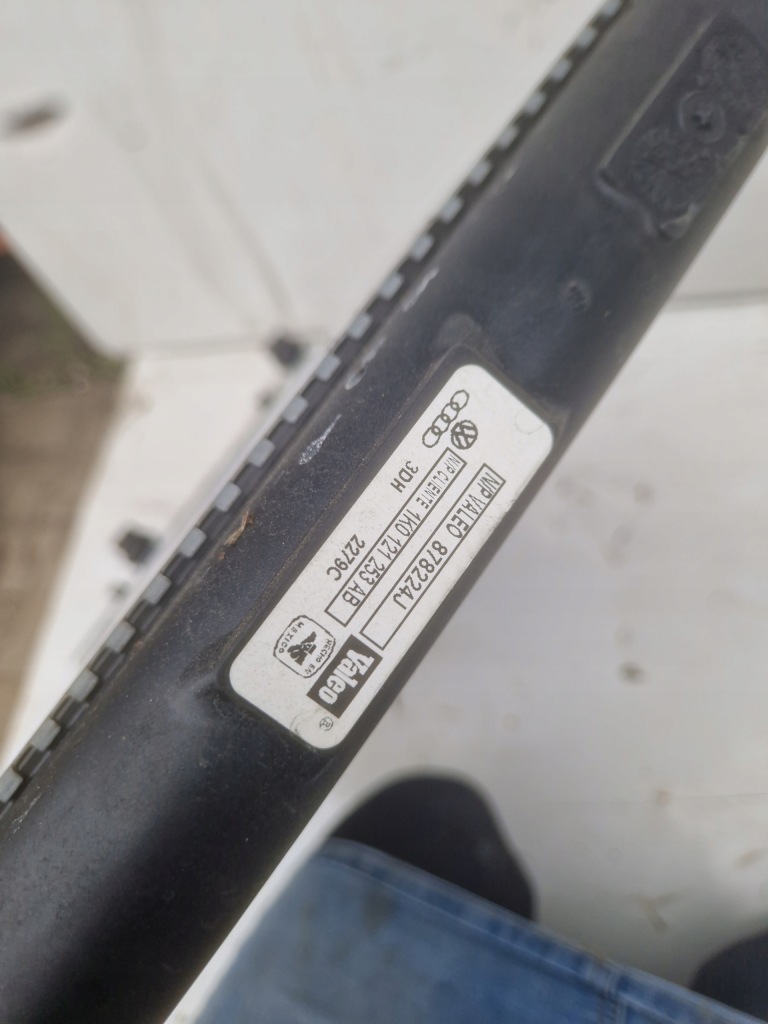 Vw jetta golf v vi радіатор води система охолодження 1k0121253ab Ціна