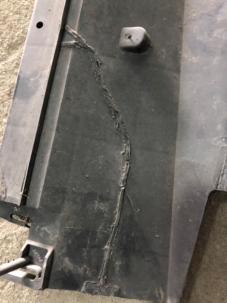 фото №4, Защита радиатора верхний renault kangoo 8200427478