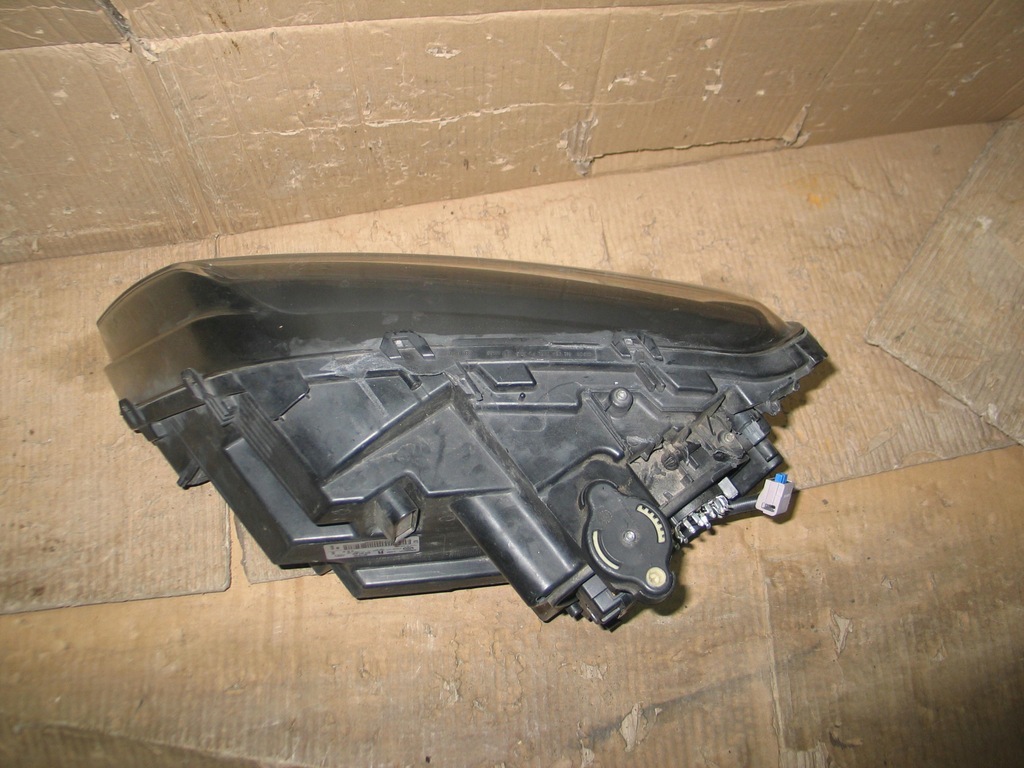 фото №10, Лампа перед ксенон vw amarok 2h3941032 europa