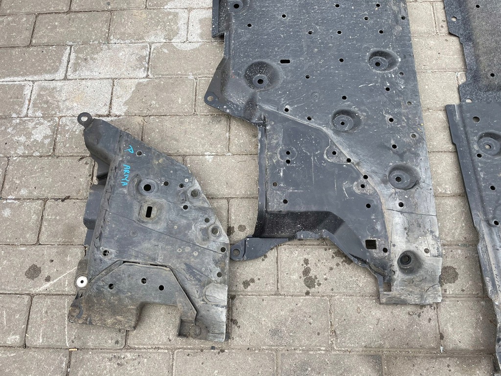 фото №10, Nissan ariya защита подвеска левая правая оригинал