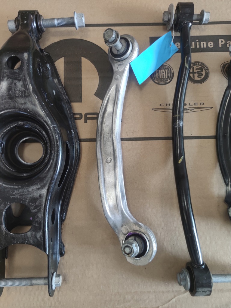 фото №4, Dodge challenger charger srt рычаги задняя 2015+