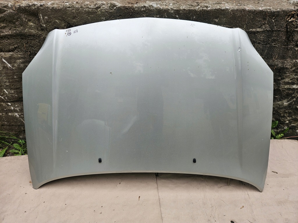 фото №1, Toyota avensis t25 03-08 капот 1c0