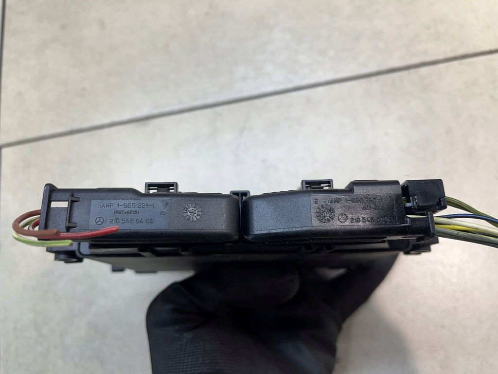 фото №9, Блок управления коробки передач mercedes w203 2.2 cdi a0305453032