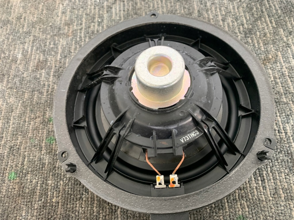 фото №4, Ford mustang mach-e rwd 21r динамик задних дверь задняя оригинал