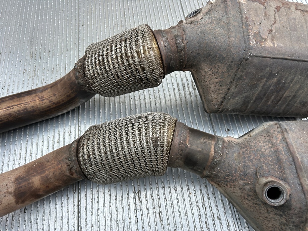 Гасник каталізатор audi a6 c5 4.2 v8 asg комплект Ціна