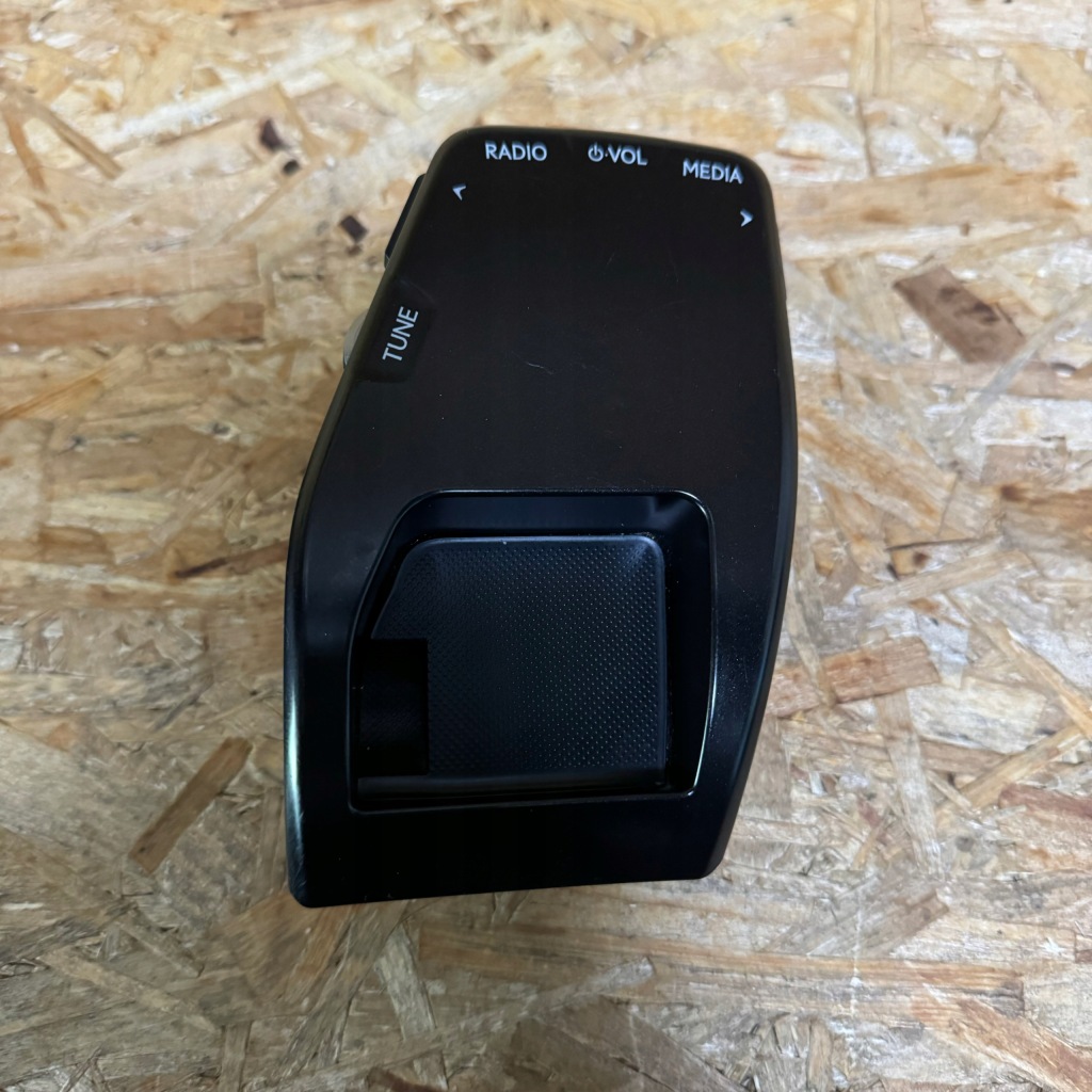 фото №1, Панель керування навігації lexus ux 86170-76030