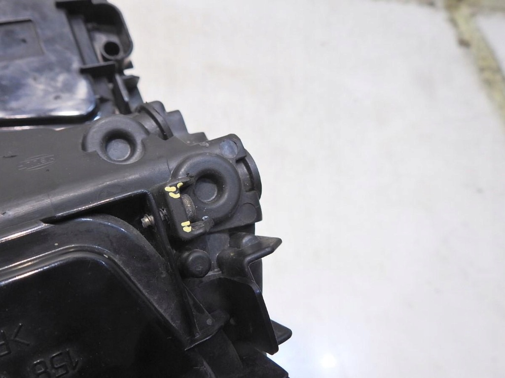 фото №10, Лампа права передня перед ксенон audi a8 d3