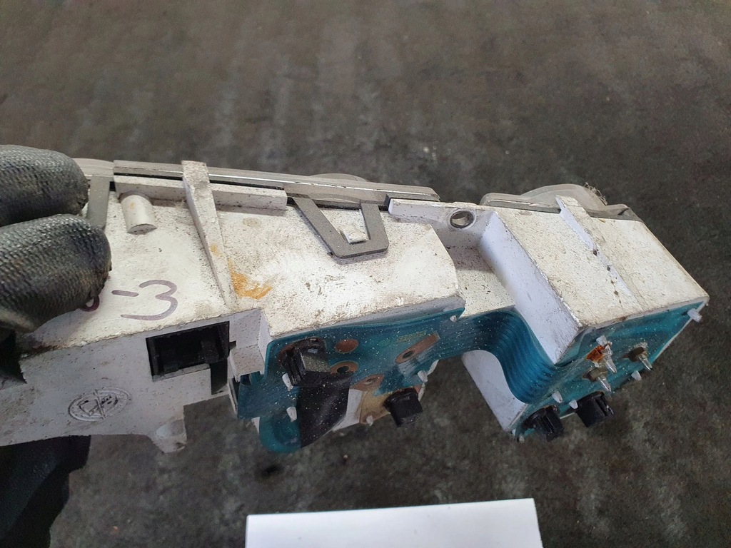 фото №9, Alfa romeo 156 1999 другой element панели приборной панели