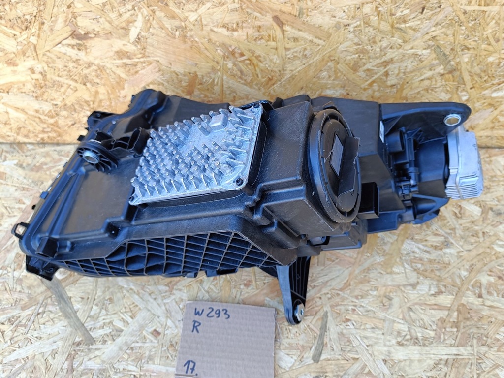 фото №5, Mercedes eqc w293 full led комплектная лампа правая led 2022r