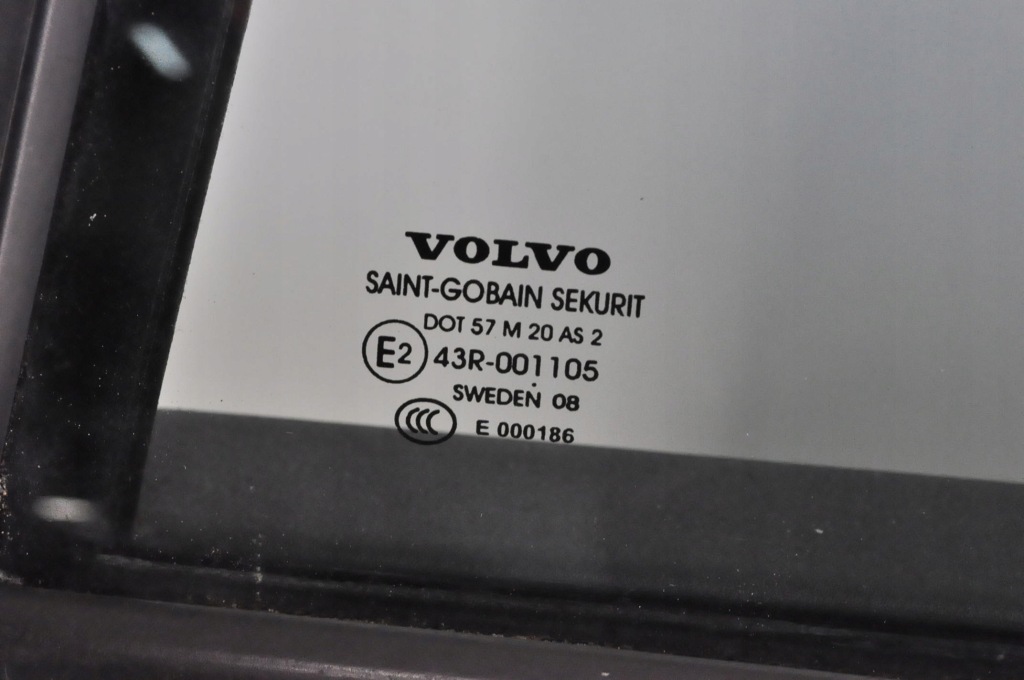 фото №10, Volvo v50 дверь левый задняя задние kombi полный