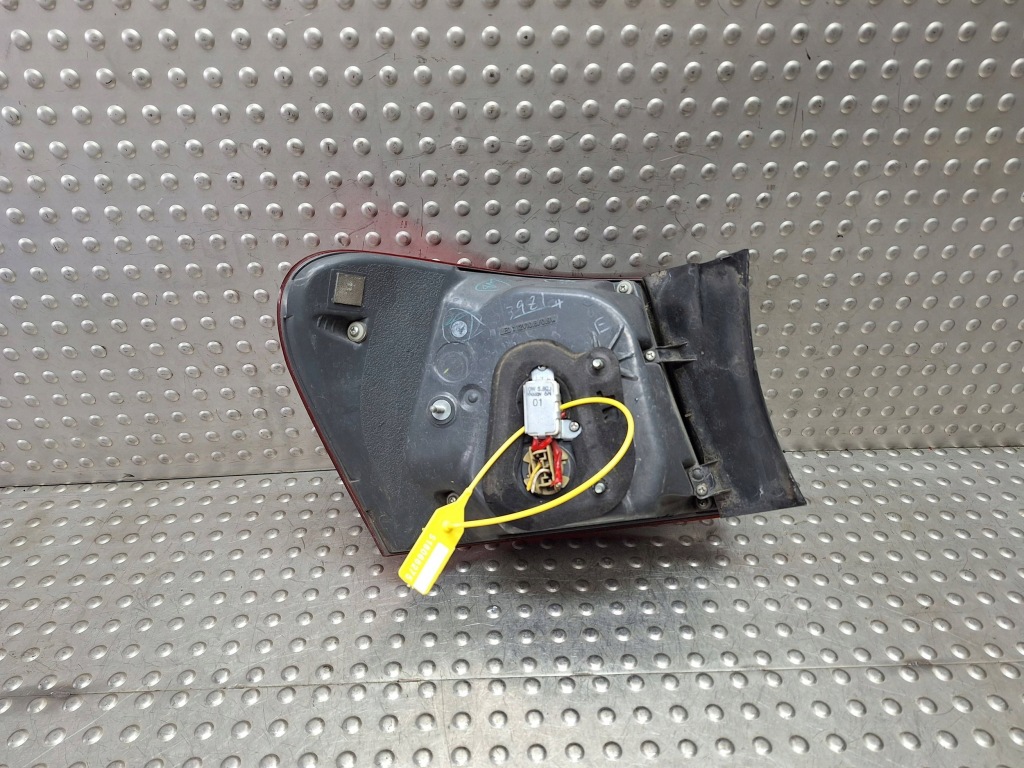 Лампа задний  правая lexus gs led 05-12 в Украине