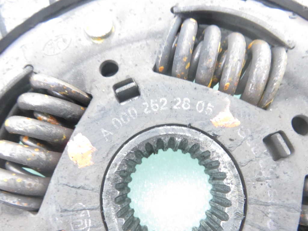 Колесо двомасовий mercedes cl203 c 200 a0002523311 a0002522805 a1110306405 Недорого