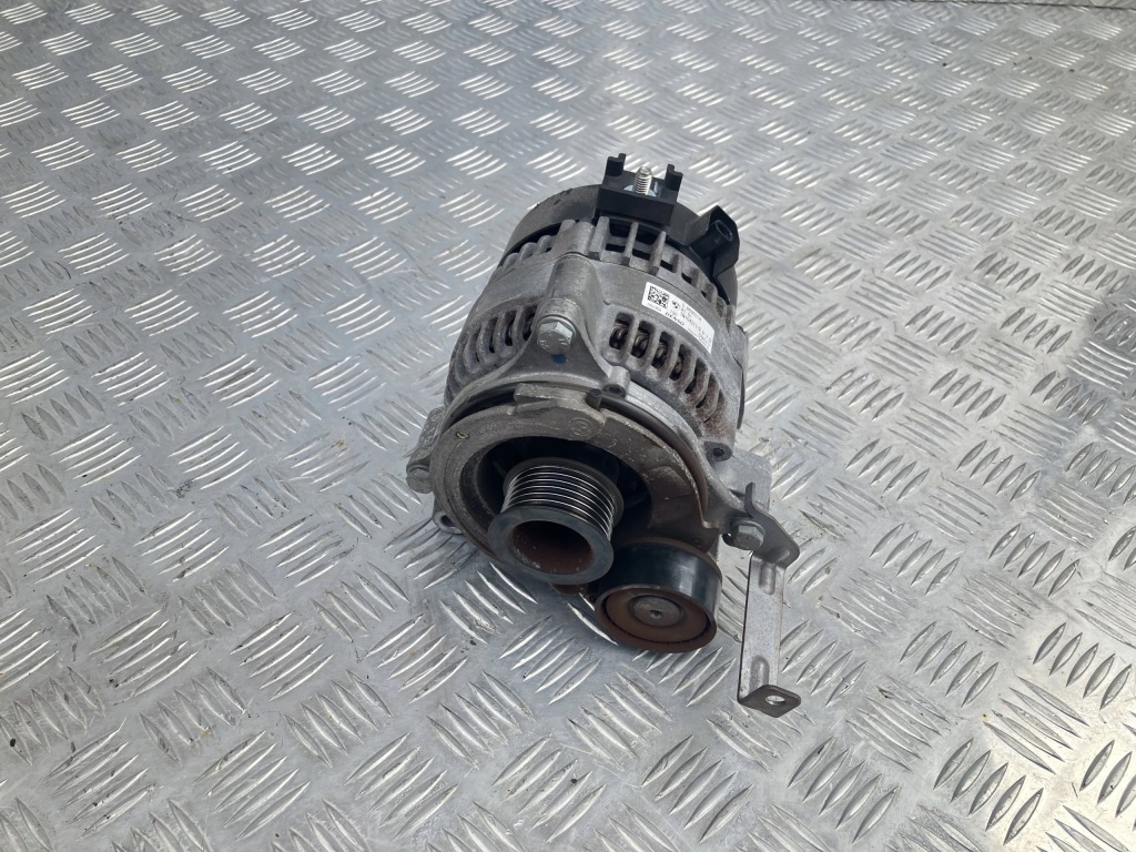 фото №1, Генератор bmw 1 f40 1.5 d 8680374