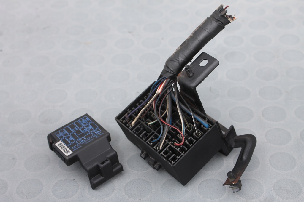 фото №4, Коробка предохранителей mazda mx-5 i na 1.8 16v 90-