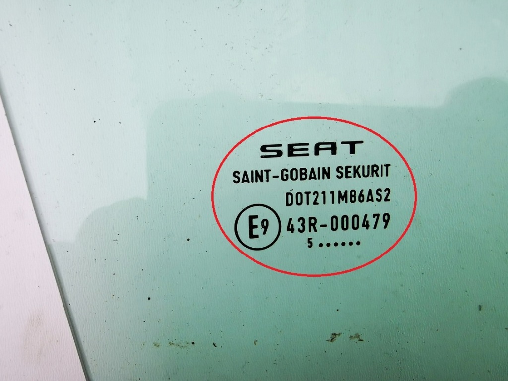 фото №3, Seat altea стекло передняя правая дверь 2005 r