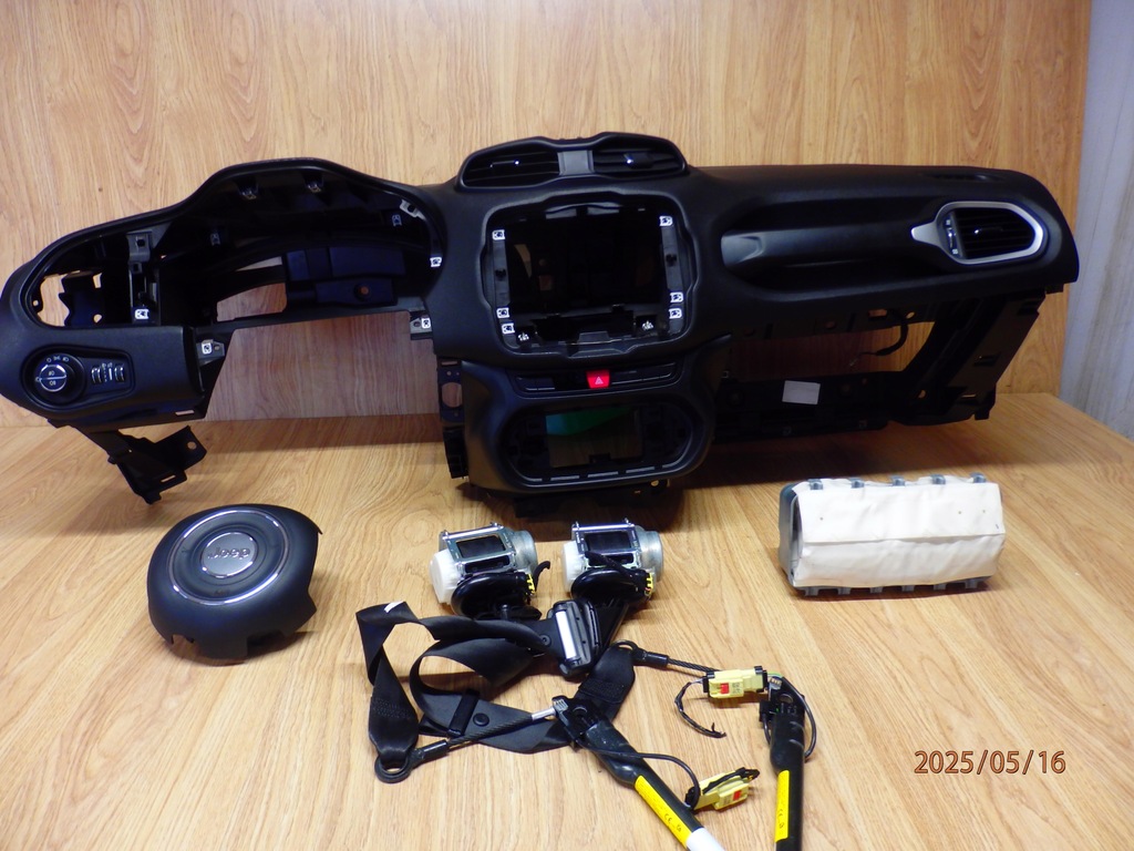 фото №1, Панель приладів консоль подушки безпеки jeep renegade przed liftem. оригінал.