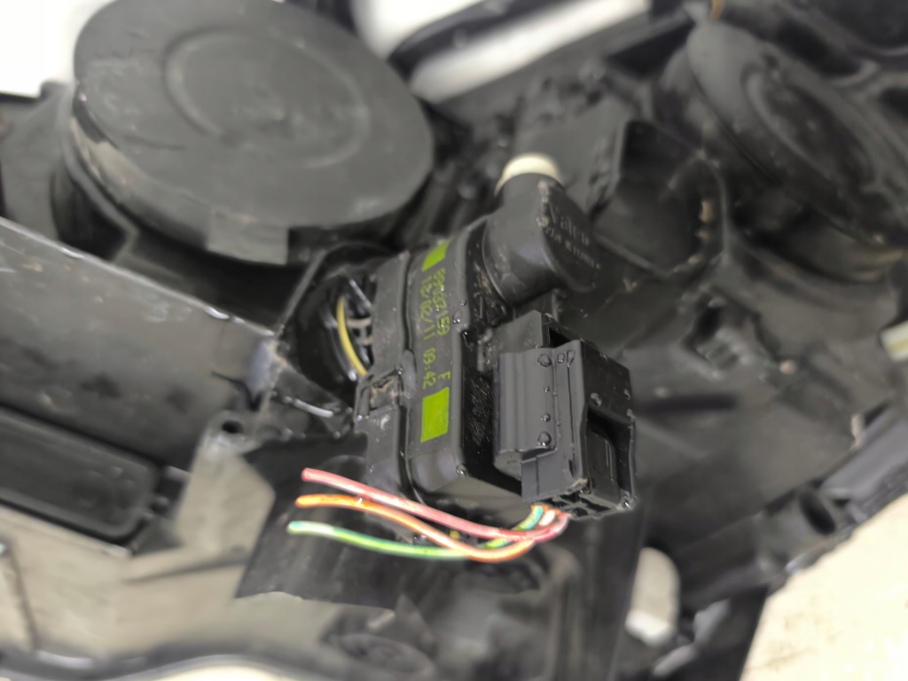 фото №15, Лампа передняя peugeot 3008 5008 i левая europa