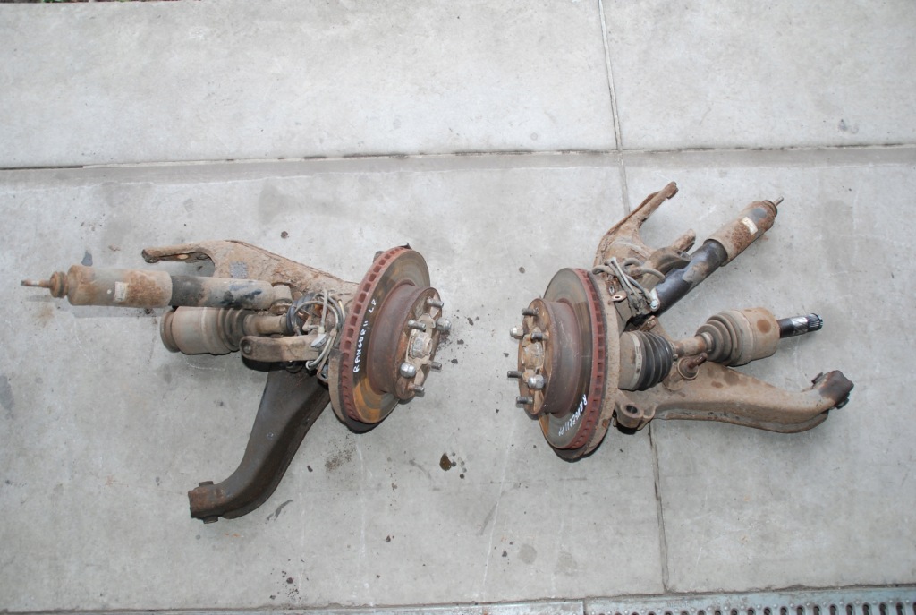 фото №3, Ford ranger iii ступица приводной вал левая перед 3.0 tdci 06-11r