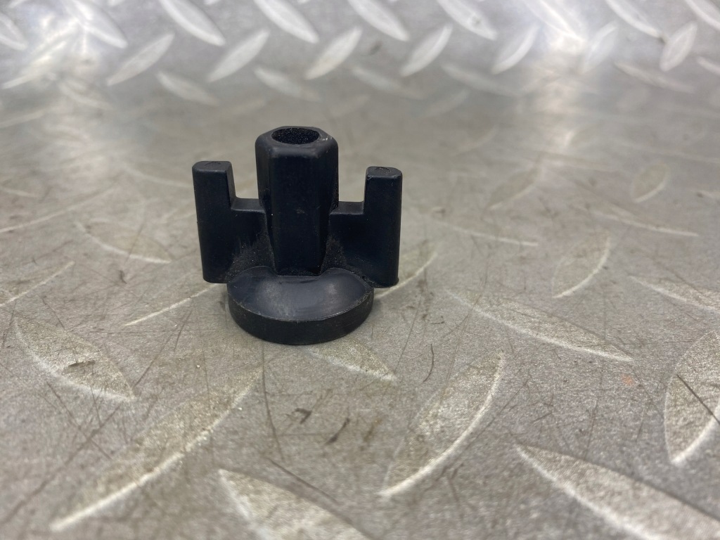 Купить Гайка крепления лампы задний  opel insignia a оригинал