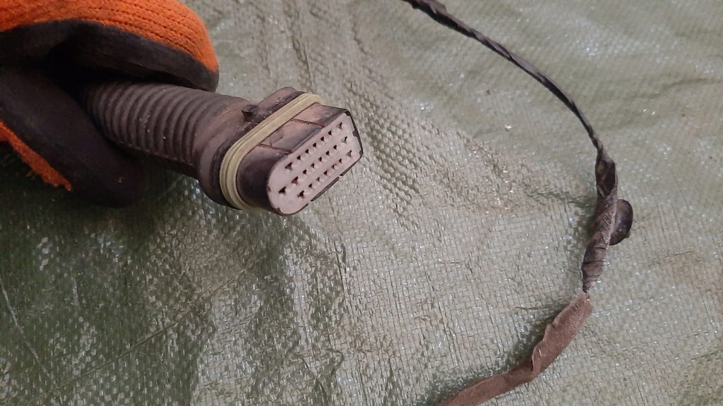 фото №8, Жгут электропроводка дверь renault megane