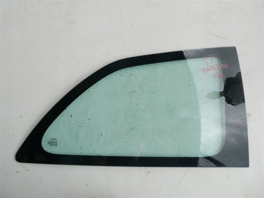 фото №1, Стекло кузовная задняя правая toyota yaris ii 3d